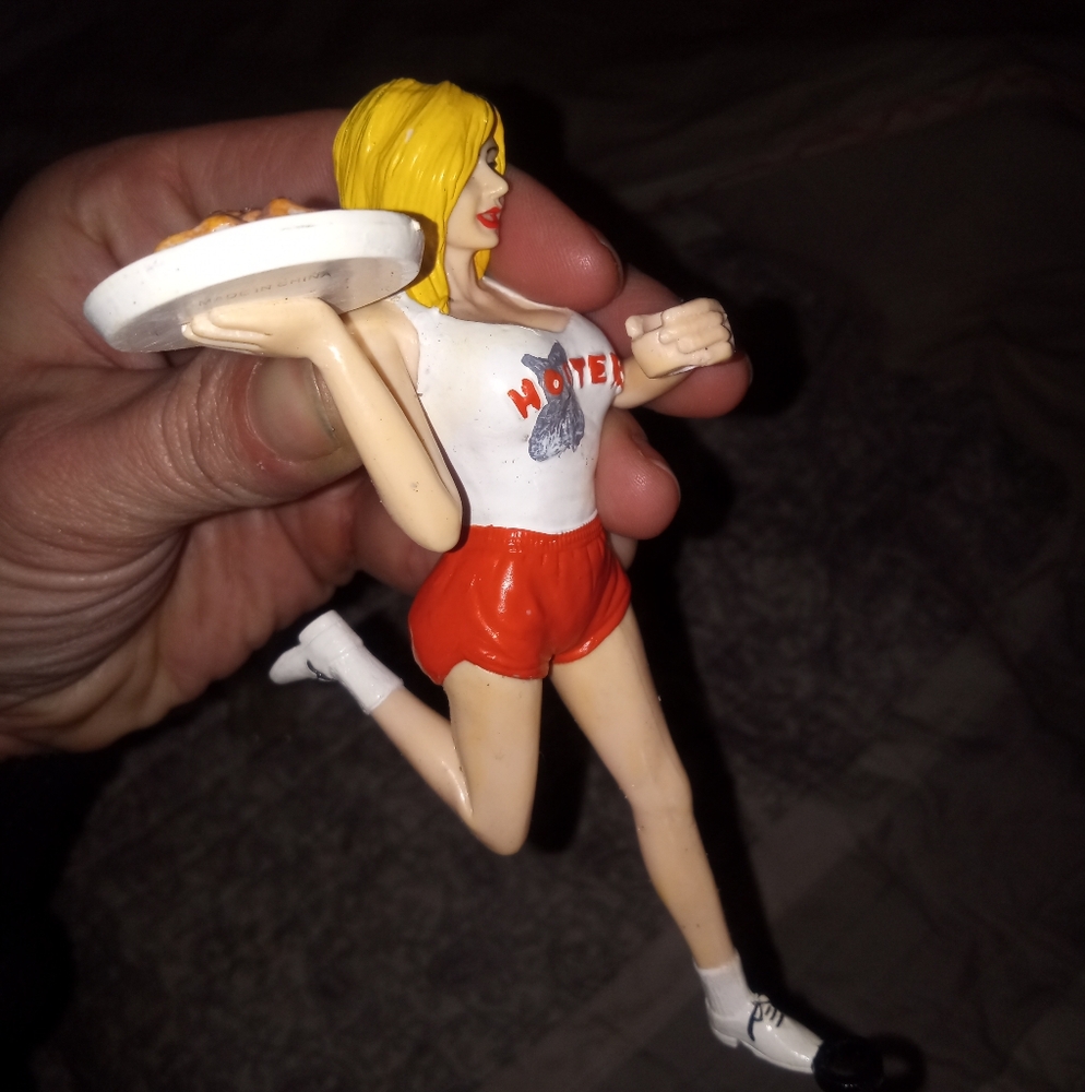 Sexy Car / Truck Antenna Hooters Pole Dancer Doll She Spins as You Drive. Rare